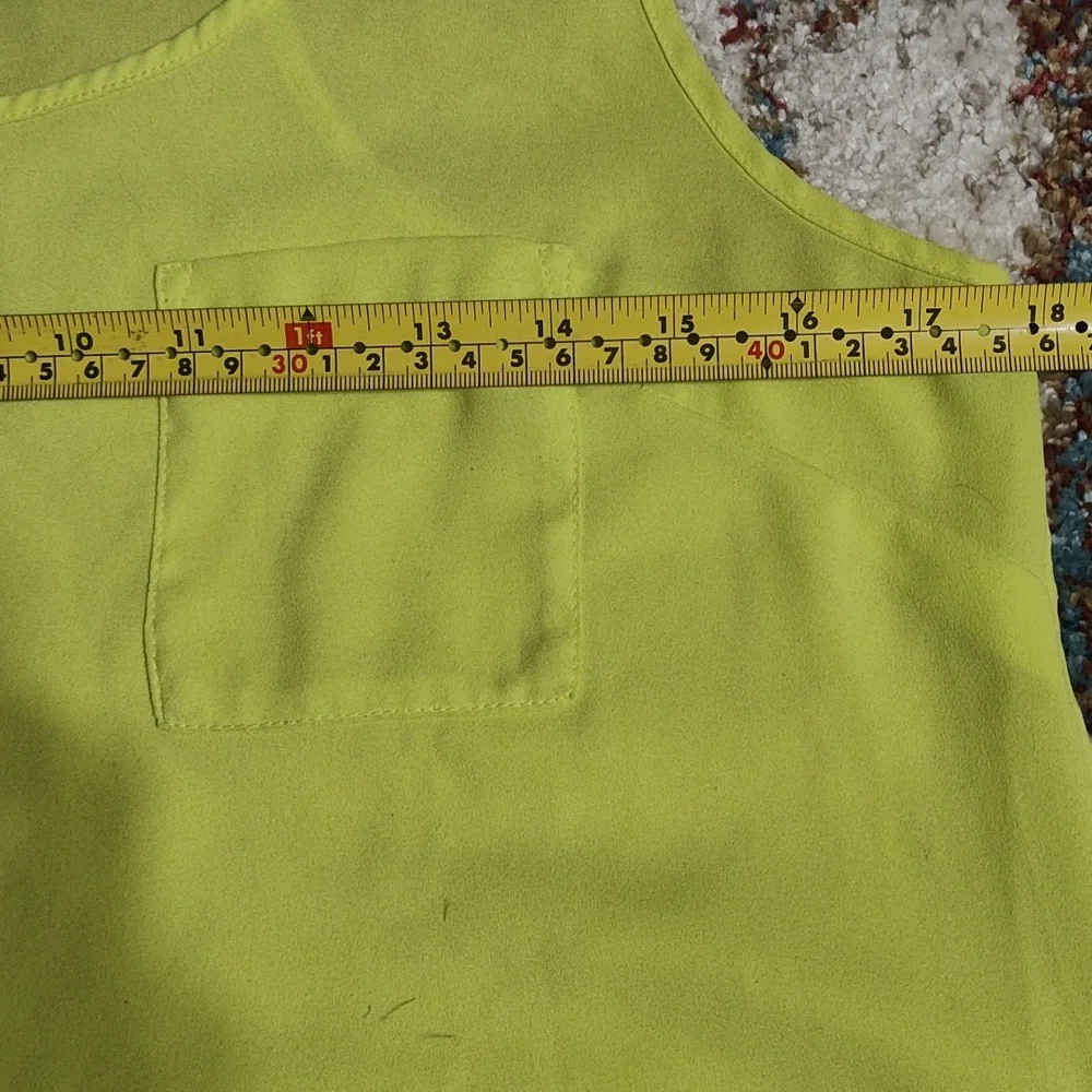 Forever 21 Yellow High Low Sleeveless Shirt - Picture 4 of 8
